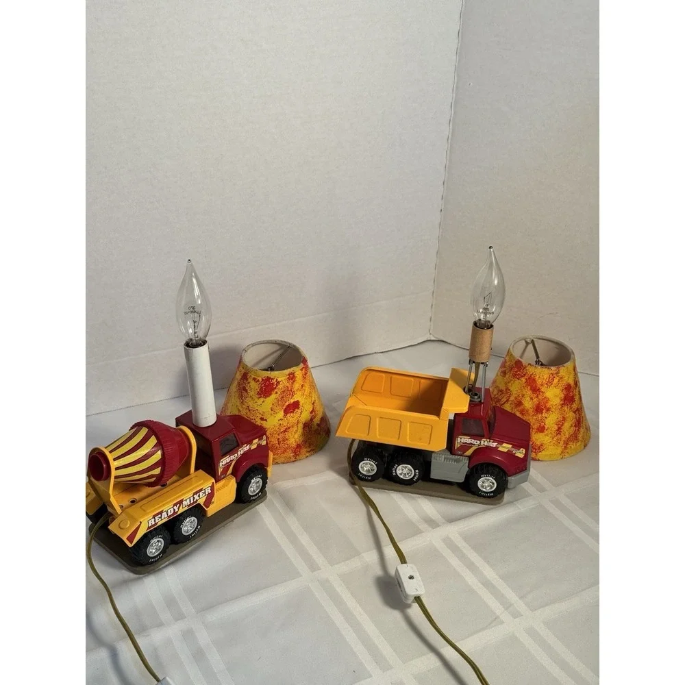 Very Rare Vintage Lot Of 2 HardHat Lamps contractors trucks 1989